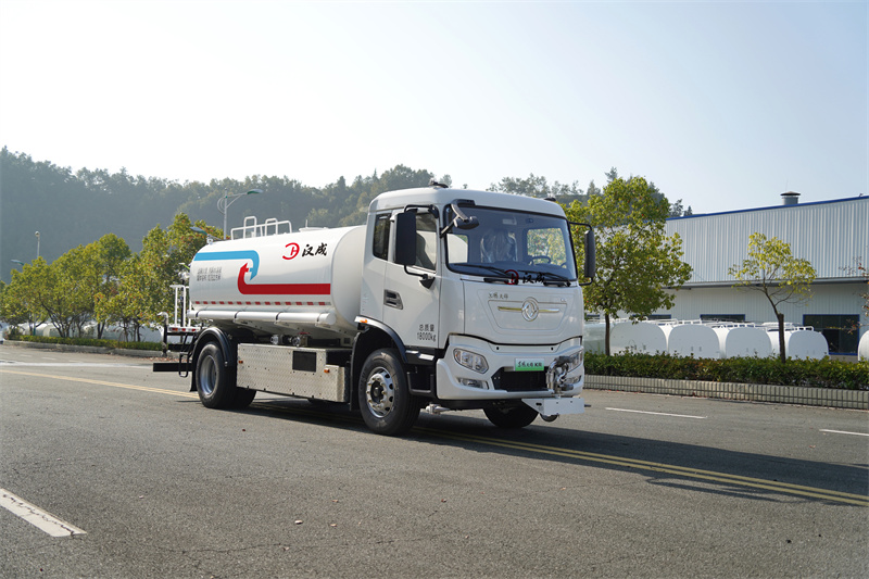 【东风牌】东风天锦KR洒水车 14方（纯电动）